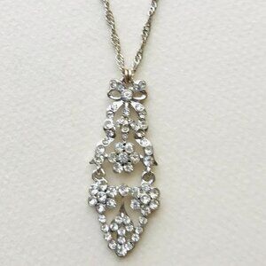 Vintage Silver-Tone Chandelier Necklace • Bow & Daisy Details